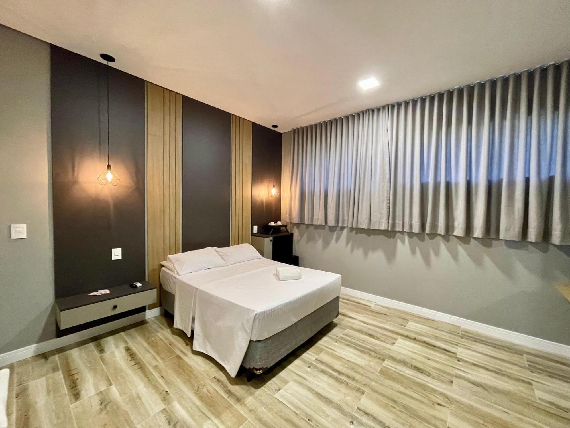 Eleganz Suites Грамаду Екстер'єр фото